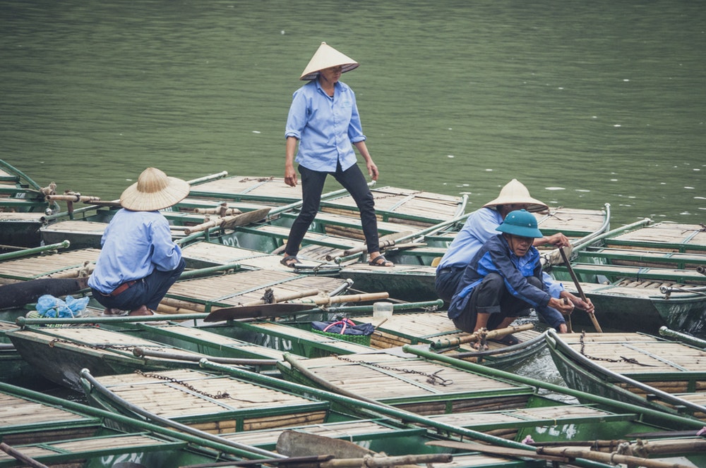 femmes_baie_halong.jpeg